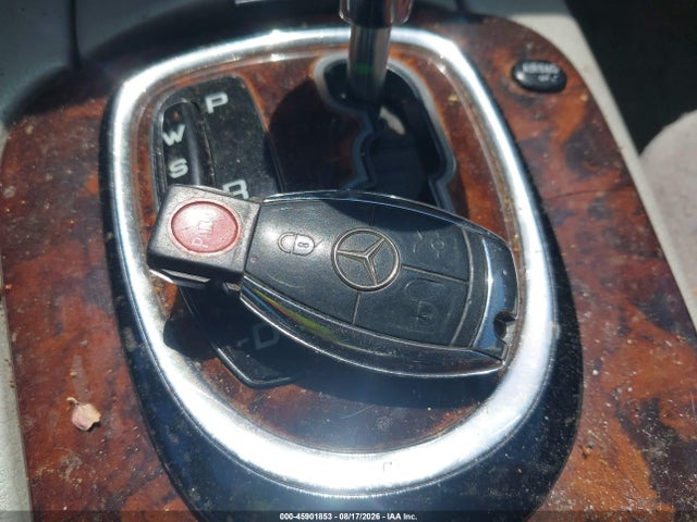 Auction sale of the 2001 Mercedes-benz S 500, vin: WDBNG75JX1A213527, lot number: 45901853