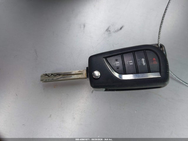 Toyota CAMRY LE 2018 4T1B11HK3JU133066 Image 11