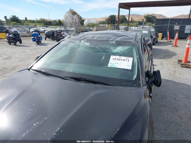 Toyota CAMRY LE 2018 4T1B11HK3JU133066 Image 6