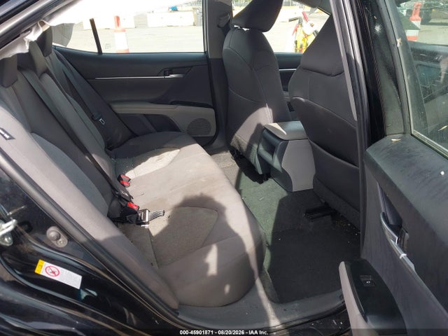 Toyota CAMRY LE 2018 4T1B11HK3JU133066 Image 8