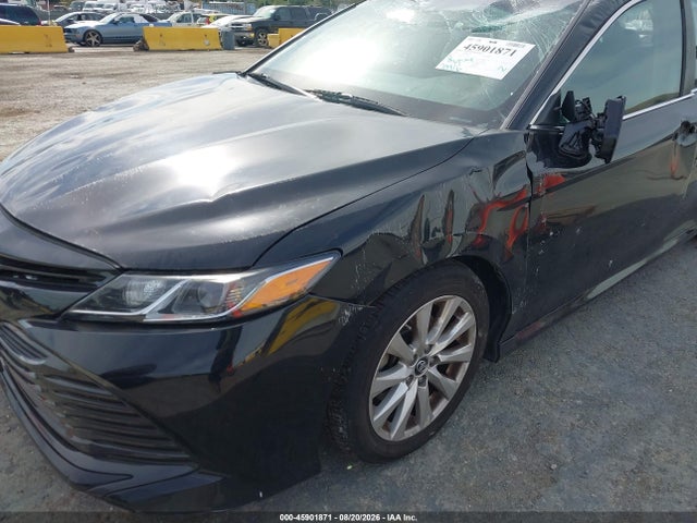 Toyota CAMRY LE 2018 4T1B11HK3JU133066 Image 13