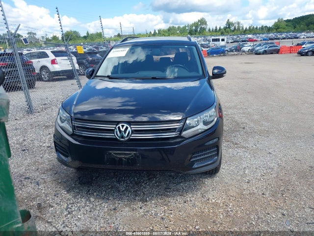 2015 Volkswagen Tiguan S მანქანა იყიდება აუქციონზე, vin: WVGBV7AX0FW585419, აუქციონის ნომერი: 45901889