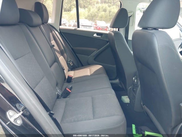 2015 Volkswagen Tiguan S მანქანა იყიდება აუქციონზე, vin: WVGBV7AX0FW585419, აუქციონის ნომერი: 45901889