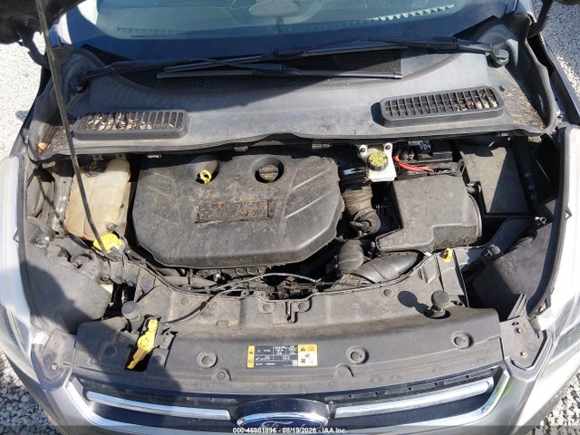 1FMCU9J94EUB96720 Ford Escape Titanium
