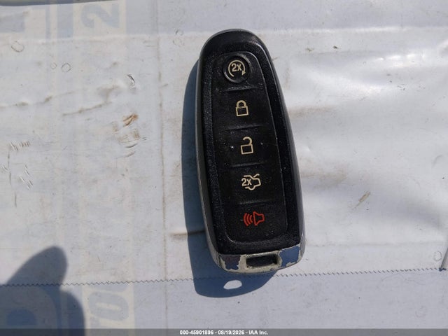 1FMCU9J94EUB96720 Ford Escape Titanium
