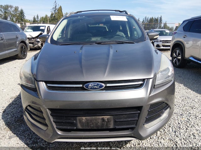 1FMCU9J94EUB96720 Ford Escape Titanium