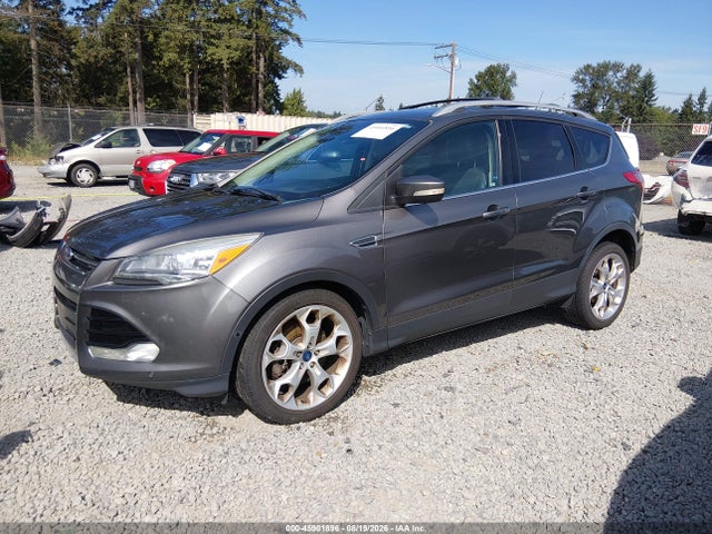 1FMCU9J94EUB96720 Ford Escape Titanium