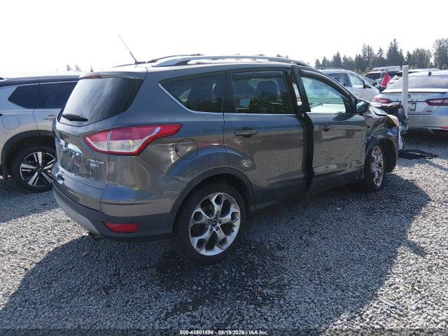 1FMCU9J94EUB96720 Ford Escape Titanium