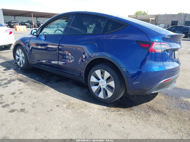 45901913 :رقم المزاد ، 7SAYGAEE7NF337012 vin ، 2022 Tesla Model Y Long Range Dual Motor All-wheel Drive مزاد بيع