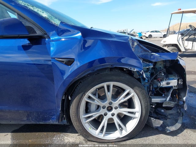 45901913 :رقم المزاد ، 7SAYGAEE7NF337012 vin ، 2022 Tesla Model Y Long Range Dual Motor All-wheel Drive مزاد بيع