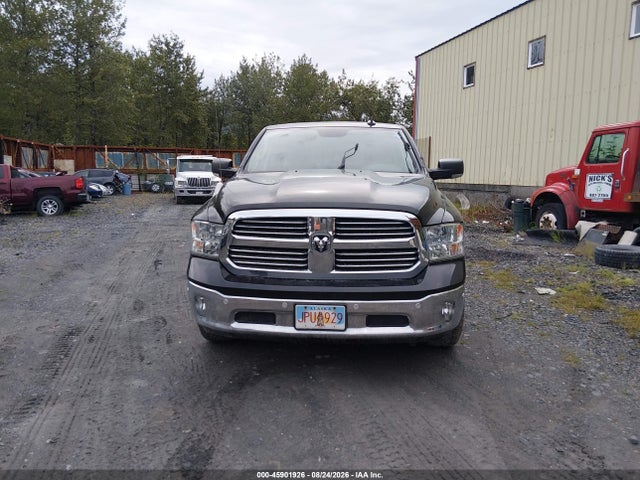 3C6RR7LT5GG225782 RAM 1500 Big Horn
