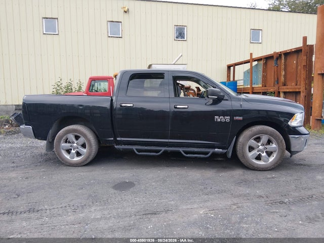3C6RR7LT5GG225782 RAM 1500 Big Horn