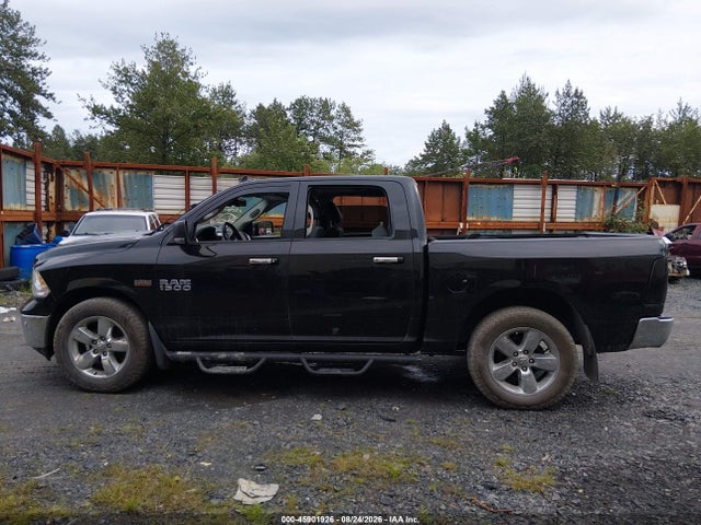 3C6RR7LT5GG225782 RAM 1500 Big Horn