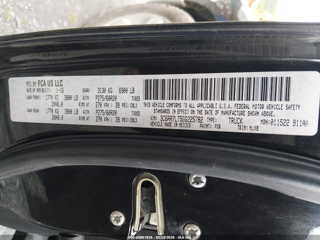 3C6RR7LT5GG225782 RAM 1500 Big Horn