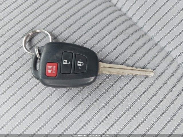 Toyota Rav4 Xle 2014 JTMRFREV2EJ004910 Image 11