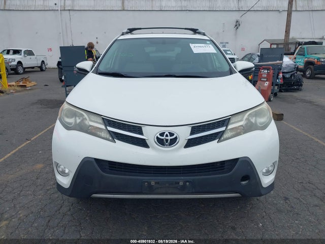 Toyota Rav4 Xle 2014 JTMRFREV2EJ004910 Image 13