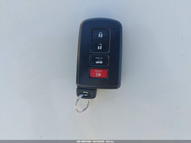 45901968 :رقم المزاد ، 4T1BK1FK7HU581451 vin ، 2017 Toyota Camry Xse V6 مزاد بيع