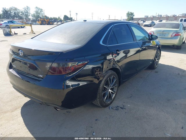 45901968 :رقم المزاد ، 4T1BK1FK7HU581451 vin ، 2017 Toyota Camry Xse V6 مزاد بيع