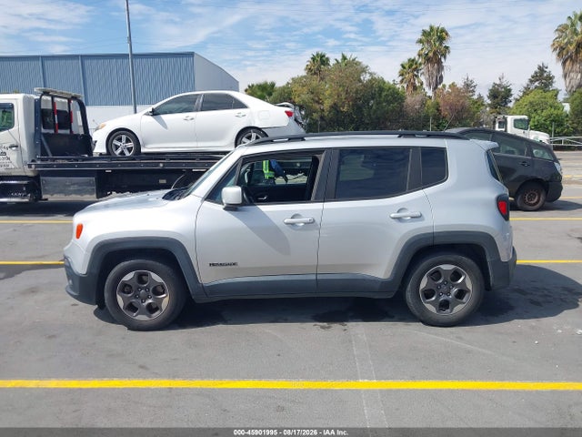 ZACCJABW7GPC52737 Jeep Renegade Latitude