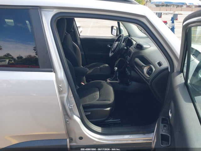 ZACCJABW7GPC52737 Jeep Renegade Latitude