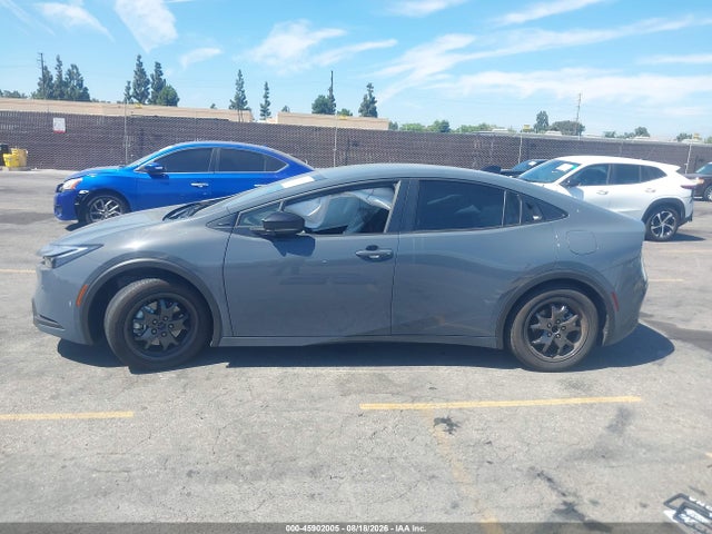 Продаж на аукціоні авто 2026 Toyota Prius Plug-in Hybrid Se, vin: JTDACACU2T3067007, номер лоту: 45902005