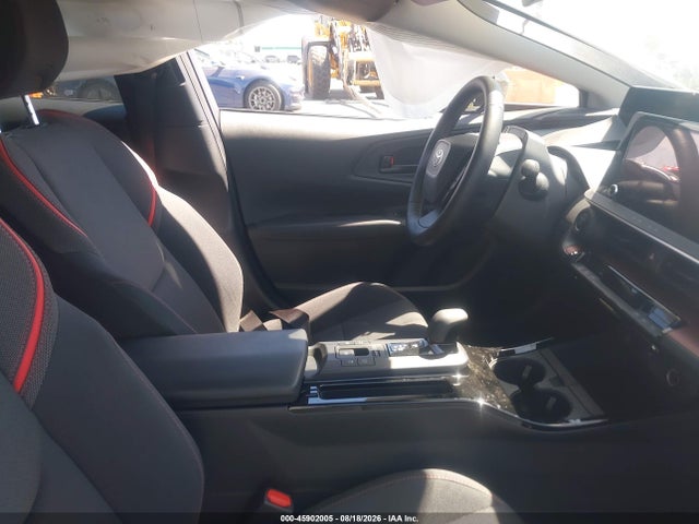 Продаж на аукціоні авто 2026 Toyota Prius Plug-in Hybrid Se, vin: JTDACACU2T3067007, номер лоту: 45902005