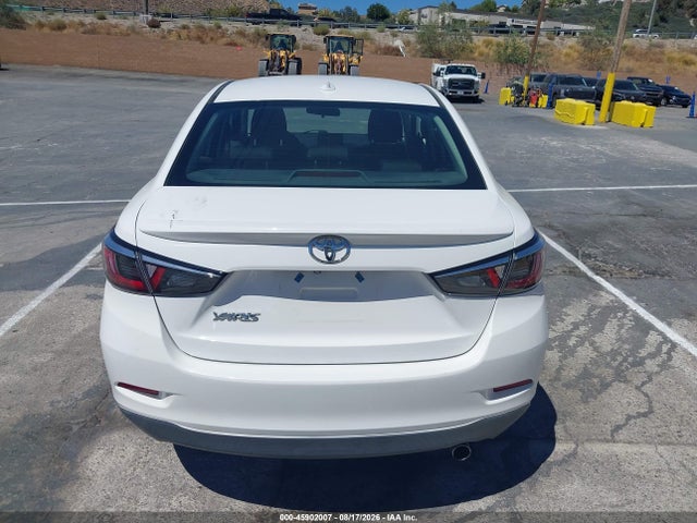 3MYDLBYV0KY525459 Toyota YARIS LE