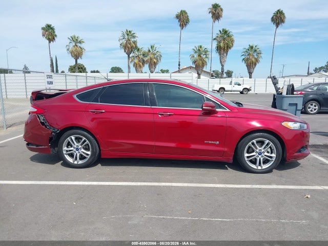 3FA6P0RUXGR282434 Ford Fusion Hybrid Titanium