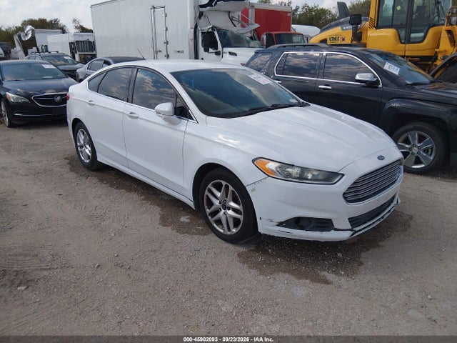 45902093 :رقم المزاد ، 3FA6P0H79ER322821 vin ، 2014 Ford Fusion Se مزاد بيع