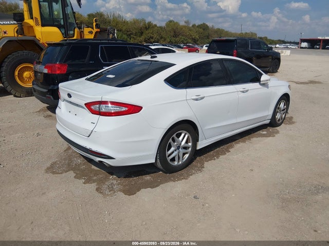 45902093 :رقم المزاد ، 3FA6P0H79ER322821 vin ، 2014 Ford Fusion Se مزاد بيع