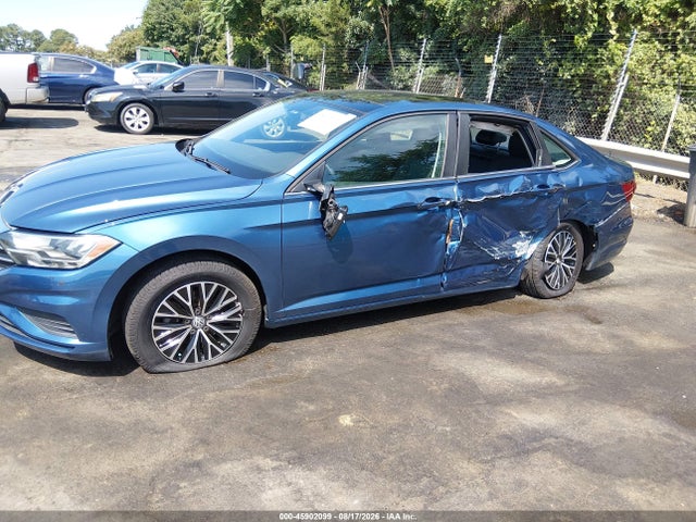 2020 Volkswagen Jetta 1.4t R-line/1.4t S/1.4t Se მანქანა იყიდება აუქციონზე, vin: 3VWCB7BU6LM056992, აუქციონის ნომერი: 45902099