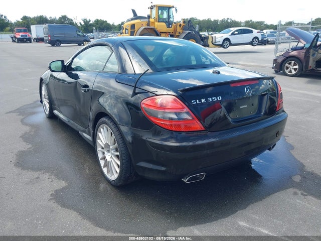 Auction sale of the 2009 Mercedes-benz Slk 350, vin: WDBWK58F89F211076, lot number: 45902102