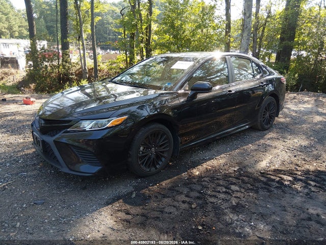 2020 Toyota Camry Se Nightshade Edition მანქანა იყიდება აუქციონზე, vin: 4T1G11AK3LU364598, აუქციონის ნომერი: 45902193