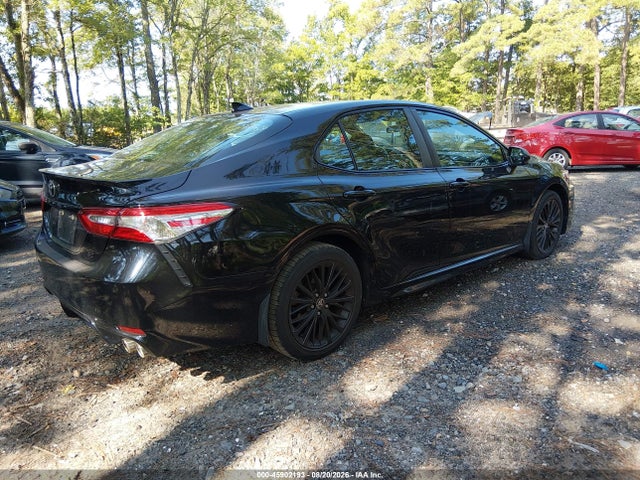 2020 Toyota Camry Se Nightshade Edition მანქანა იყიდება აუქციონზე, vin: 4T1G11AK3LU364598, აუქციონის ნომერი: 45902193
