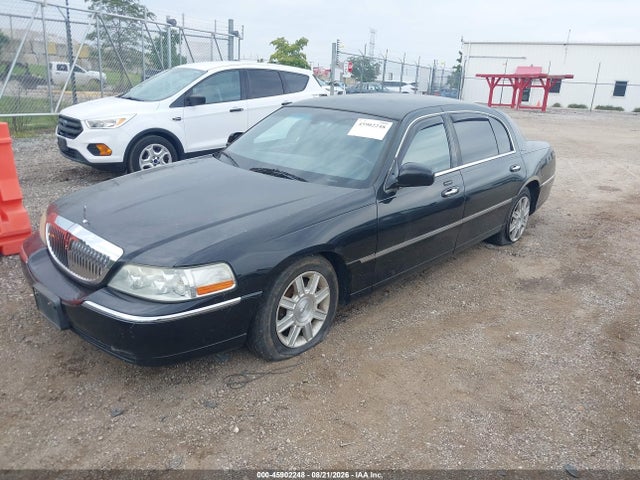 Продаж на аукціоні авто 2010 Lincoln Town Car Executive L, vin: 2LNBL8EV4AX622179, номер лоту: 45902248