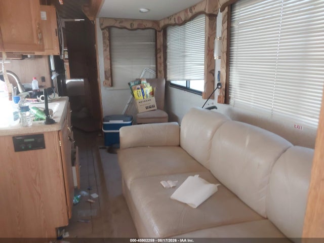 Продаж на аукціоні авто 2004 Freightliner Chassis X Line Motor Home, vin: 4UZAAHDC54CN33322, номер лоту: 45902259