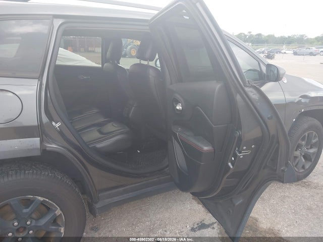 45902302 :رقم المزاد ، 1C4PJMBS2GW183412 vin ، 2016 Jeep Cherokee Trailhawk مزاد بيع