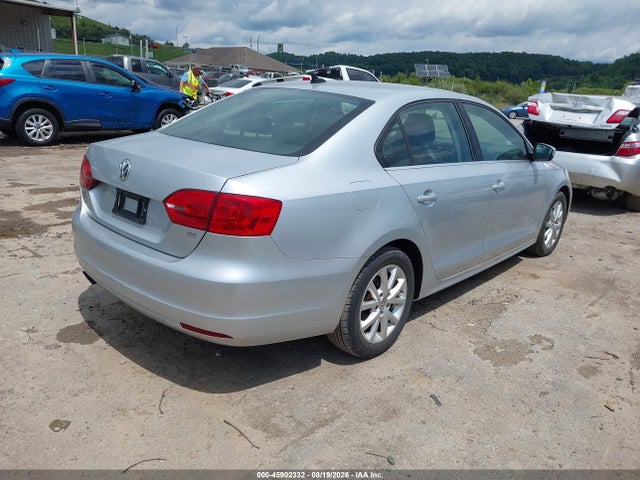 45902332 :رقم المزاد ، 3VWD17AJXEM327795 vin ، 2014 Volkswagen Jetta 1.8t Se مزاد بيع