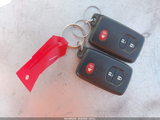 45902346 :رقم المزاد ، JTDKN3DU6B0246983 vin ، 2011 Toyota Prius Two مزاد بيع