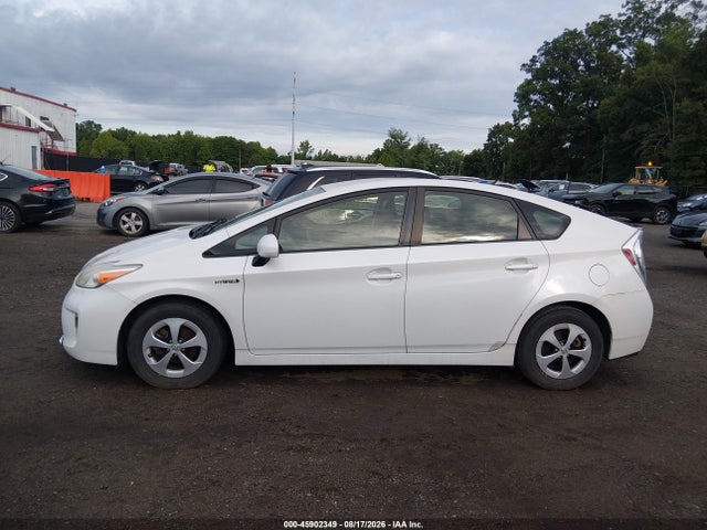 Продаж на аукціоні авто 2014 Toyota Prius Three, vin: JTDKN3DU7E0368465, номер лоту: 45902349