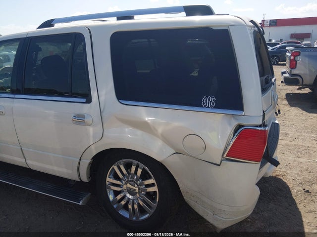 45902396 :رقم المزاد ، 5LMFU27518LJ07475 vin ، 2008 Lincoln Navigator مزاد بيع