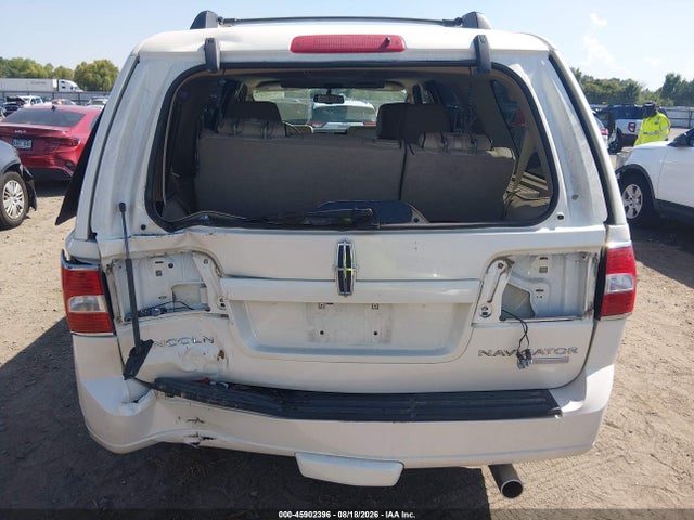 45902396 :رقم المزاد ، 5LMFU27518LJ07475 vin ، 2008 Lincoln Navigator مزاد بيع