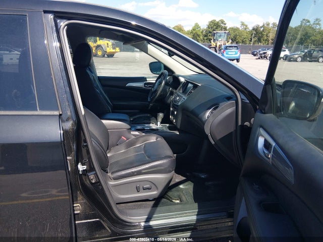 Auction sale of the 2017 Nissan Pathfinder Sl, vin: 5N1DR2MN1HC632116, lot number: 45902410