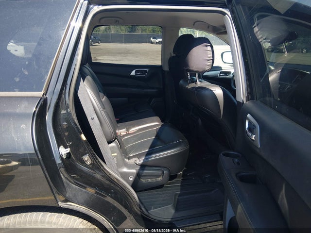 Auction sale of the 2017 Nissan Pathfinder Sl, vin: 5N1DR2MN1HC632116, lot number: 45902410