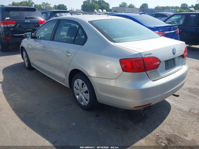 Продаж на аукціоні авто 2011 Volkswagen Jetta 2.5l Se, vin: 3VWDX7AJ0BM374425, номер лоту: 45902417