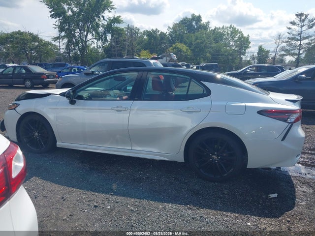 Продаж на аукціоні авто 2021 Toyota Camry Xse Hybrid, vin: 4T1K31AK4MU031719, номер лоту: 45902452