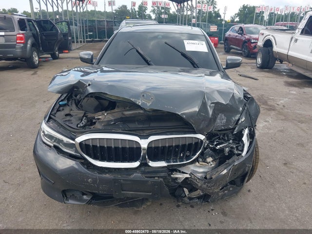 45902470 :رقم المزاد ، 3MW5R7J51K8B02394 vin ، 2019 Bmw 330i Xdrive مزاد بيع