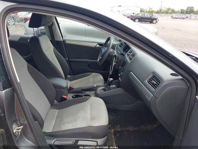 Продажа на аукционе авто 2017 Volkswagen Jetta 1.4t S, vin: 3VW2B7AJ2HM377549, номер лота: 45902474