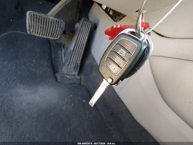 Продажа на аукционе авто 2016 Hyundai Tucson Eco, vin: KM8J33A22GU232384, номер лота: 45902479
