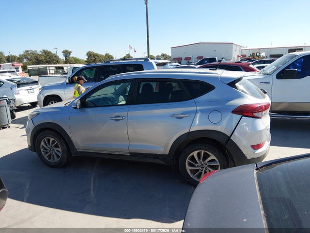Продажа на аукционе авто 2016 Hyundai Tucson Eco, vin: KM8J33A22GU232384, номер лота: 45902479